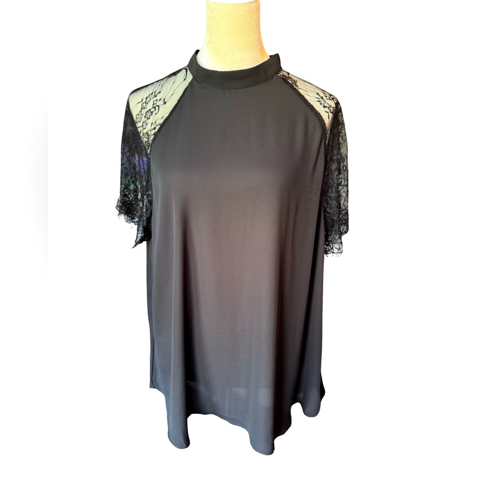 Emery Rose Lace Sleeve Blouse Women’s 1X Black Whimsigoth Feminine Keyhole Flowy